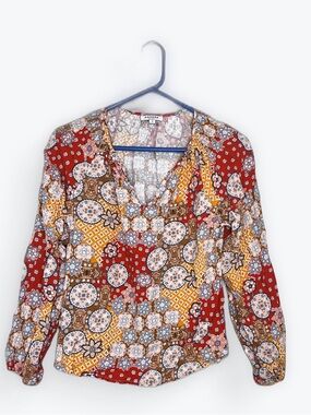 ANDREE BY UNIT Red Multi Floral V-Neck Long Sleeve Blouse Size Small